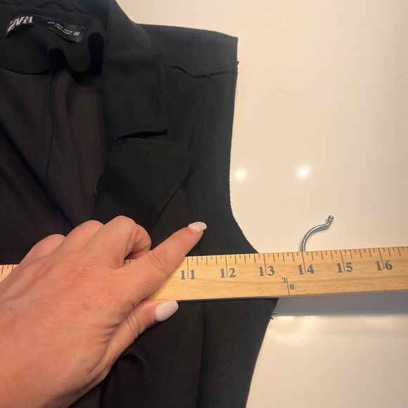 Zara Black Faux Suede Belted Vest - Picture 7 of 8